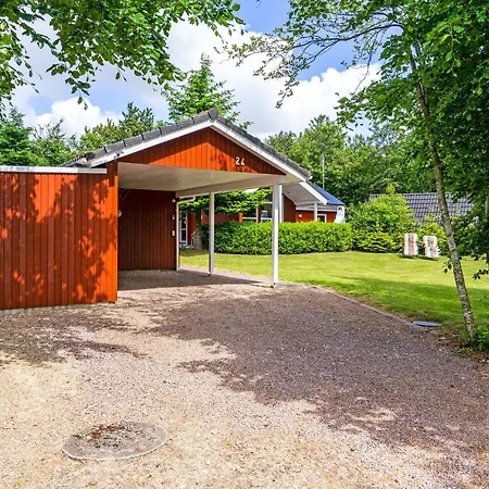 Σπίτι διακοπών 4 Bedroom Beautiful In