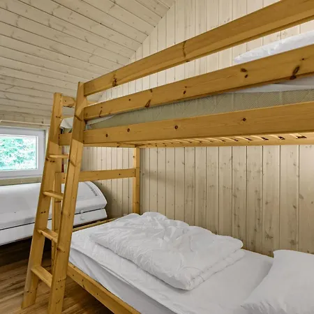 4 Bedroom Beautiful In * Oksbøl