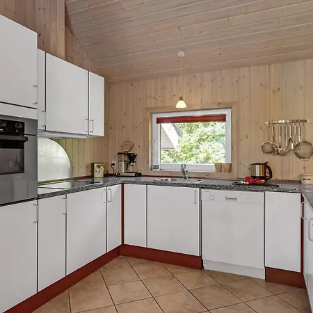 4 Bedroom Beautiful In Holiday home Oksbol (Syddanmark)